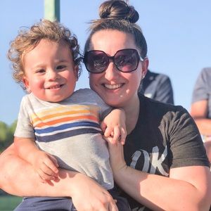 Meet your Posher, Adriann